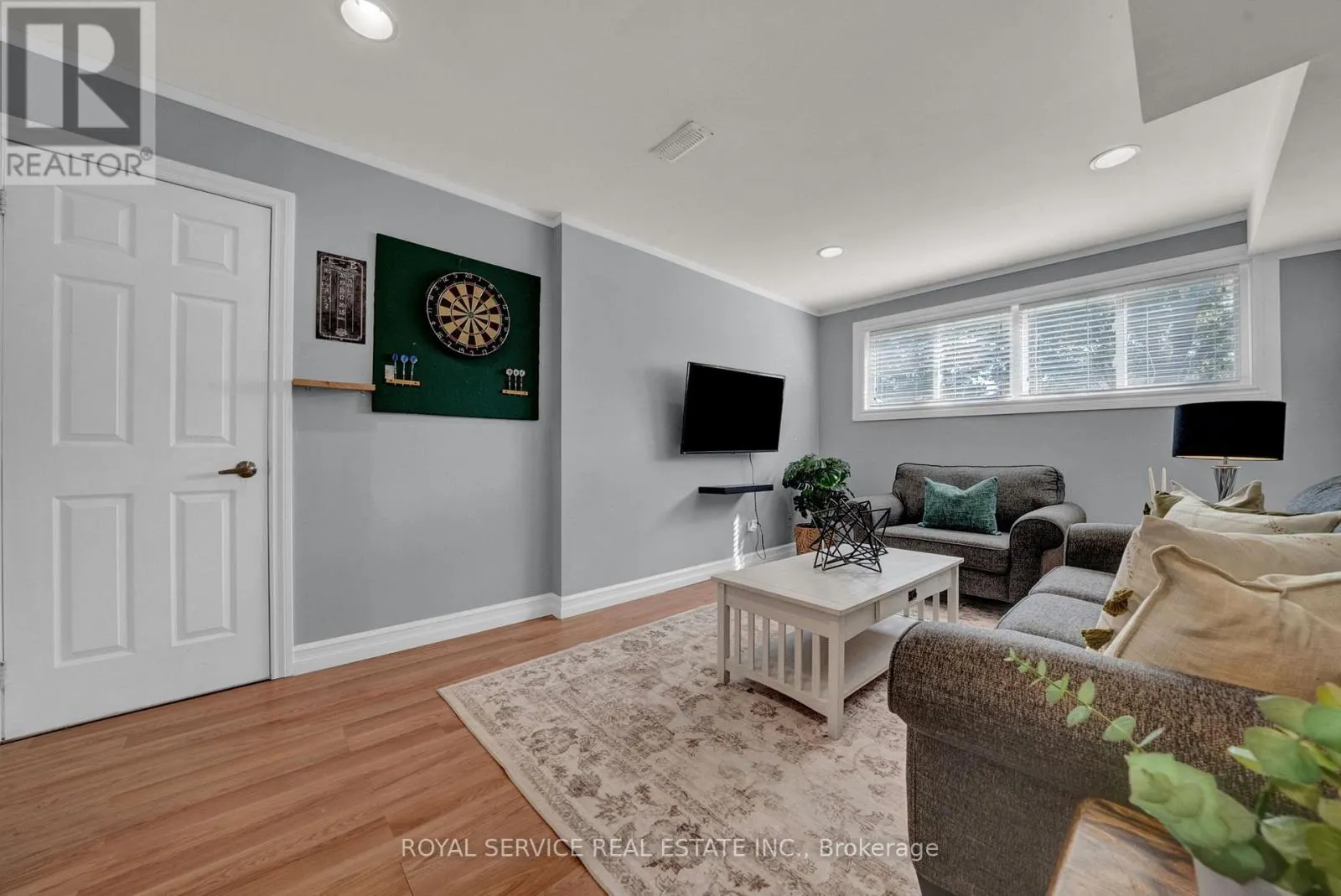 827 BATTELL COURT