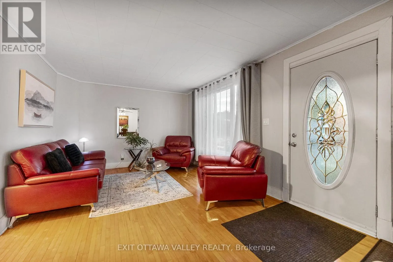 329 THIRD AVENUE