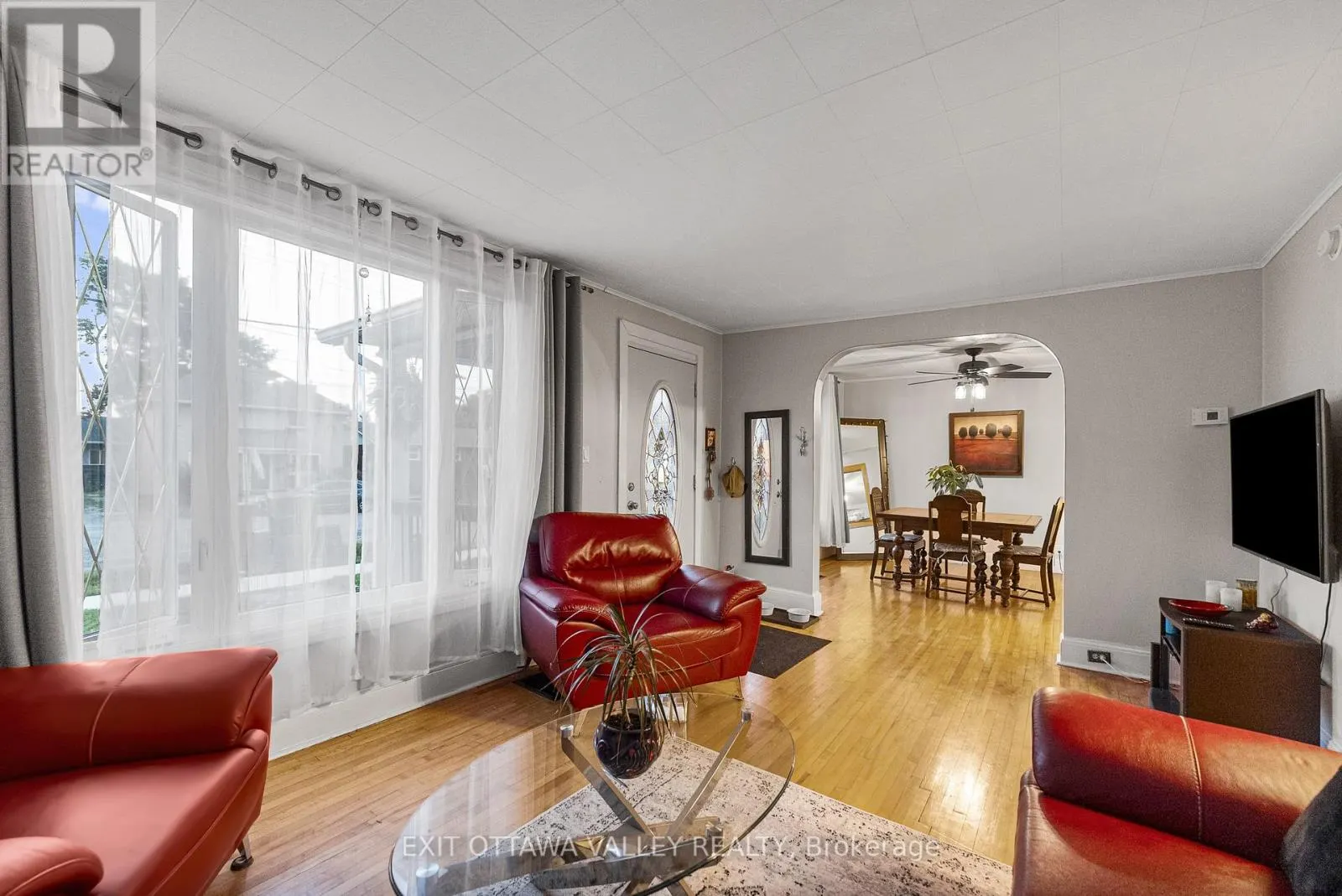 329 THIRD AVENUE