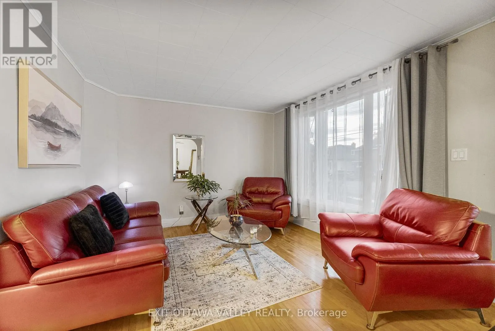 329 THIRD AVENUE