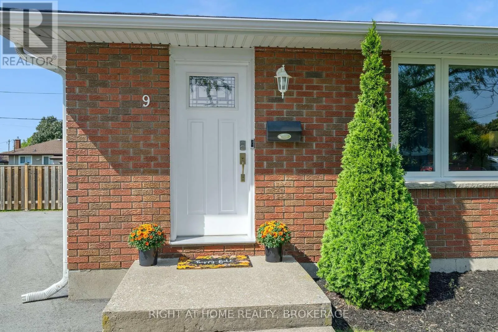 9 ALLANBURG ROAD