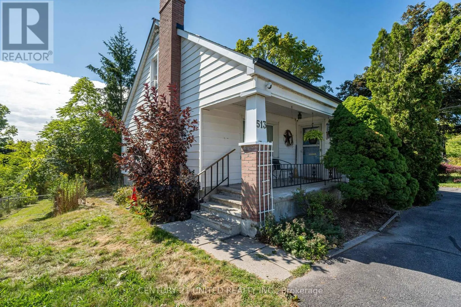 513 PARKHILL ROAD W