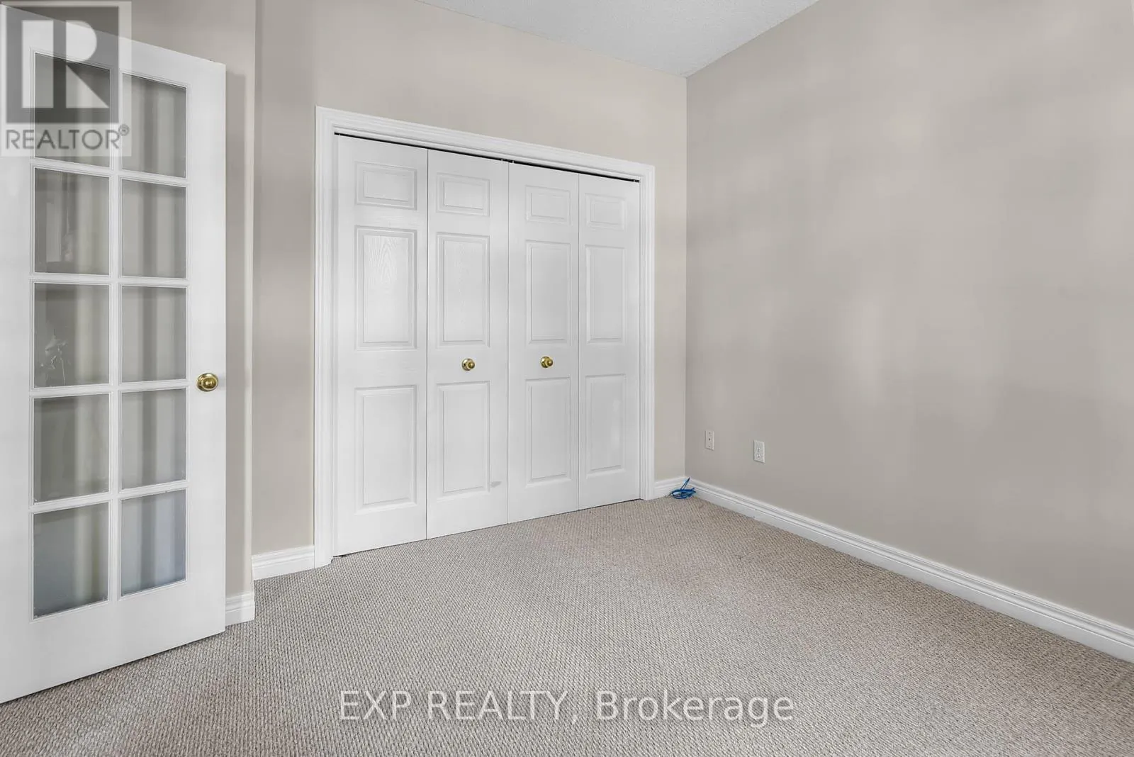 23 - 5595 DRUMMOND ROAD, #23