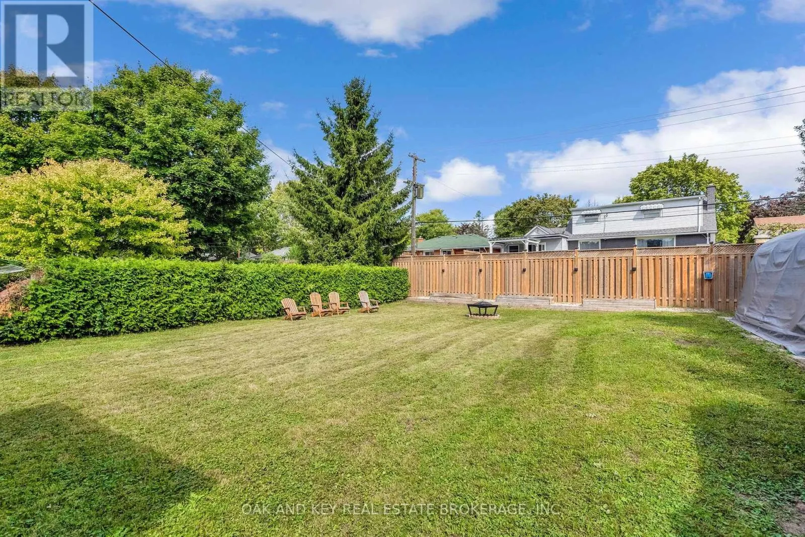 65 SOUTHVIEW CRESCENT