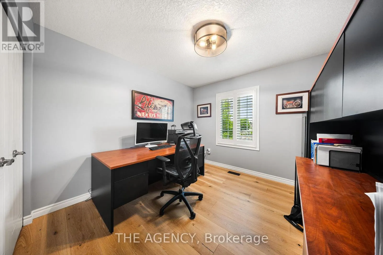 144 ENDEAVOUR DRIVE
