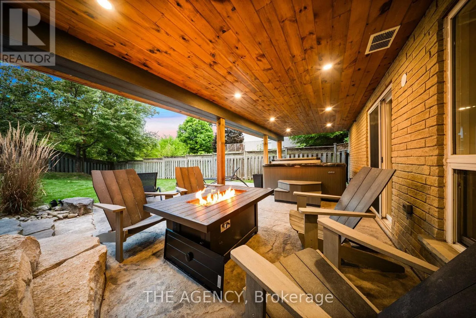 144 ENDEAVOUR DRIVE