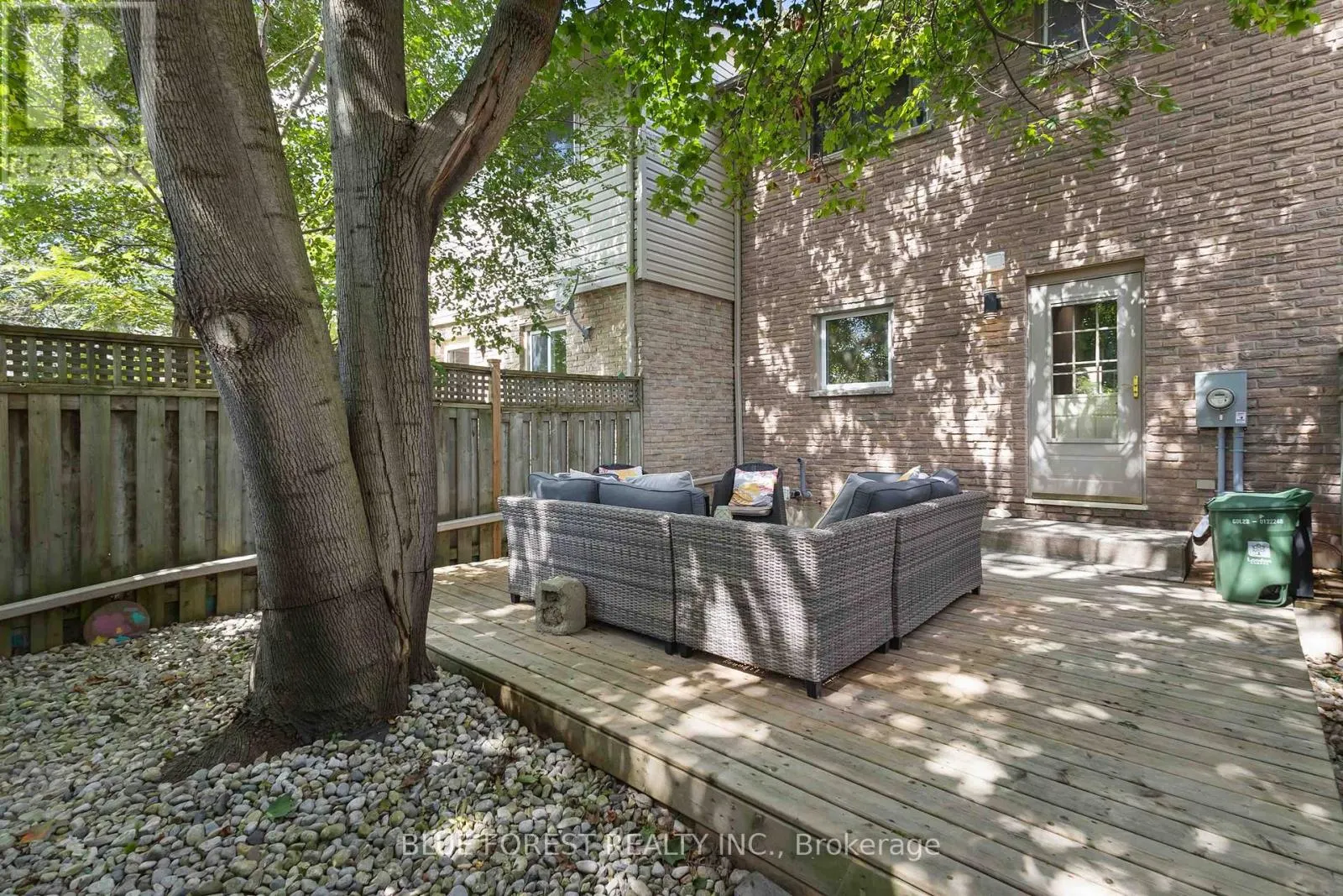 31 - 989 NOTRE DAME DRIVE, #31