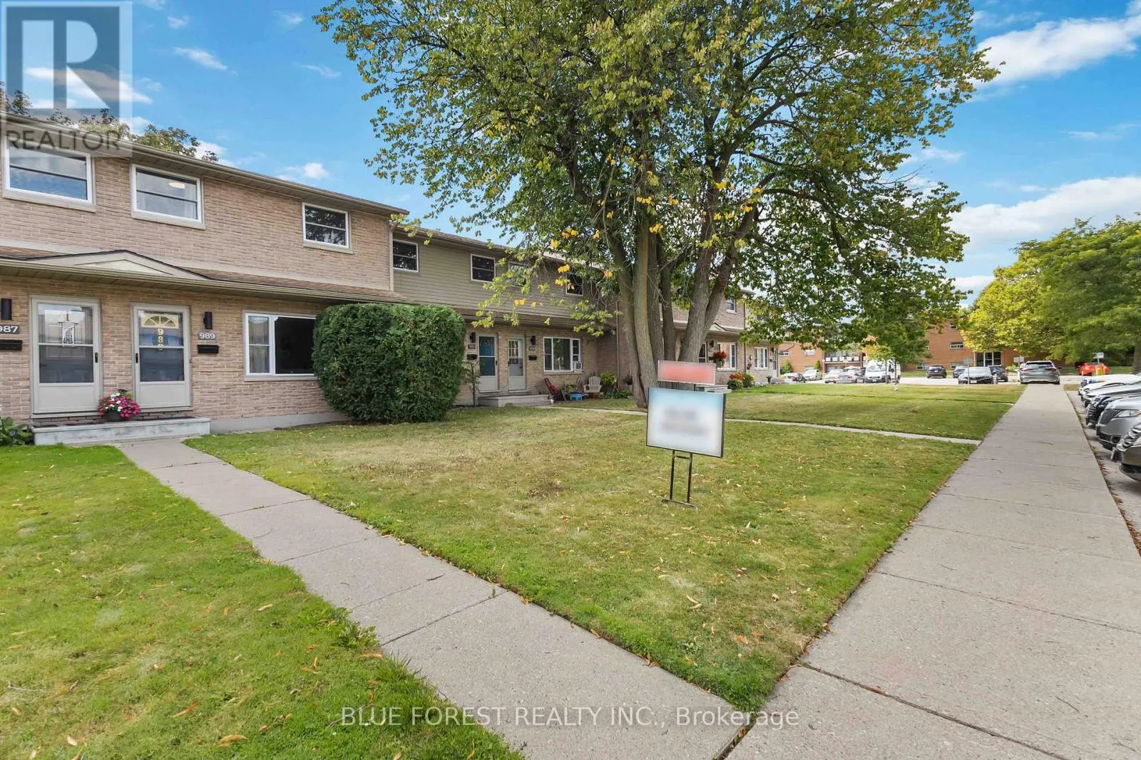 31 - 989 NOTRE DAME DRIVE, #31