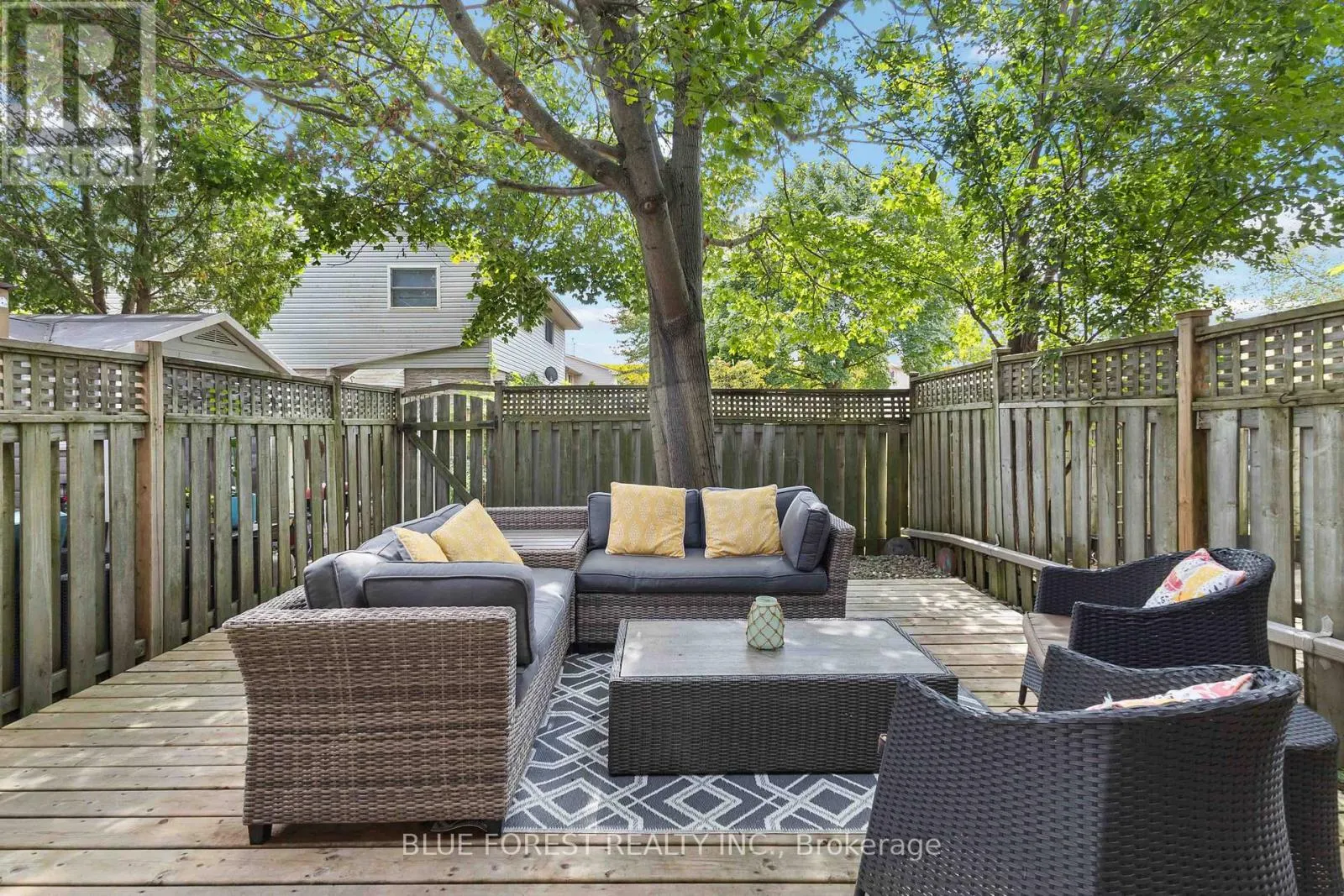 31 - 989 NOTRE DAME DRIVE, #31