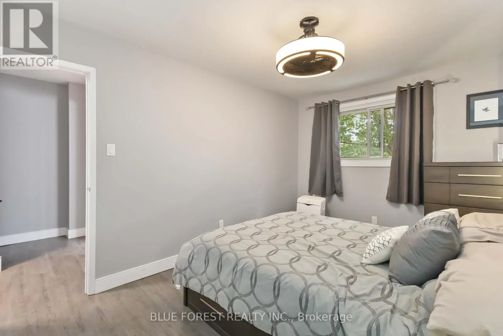 31 - 989 NOTRE DAME DRIVE, #31