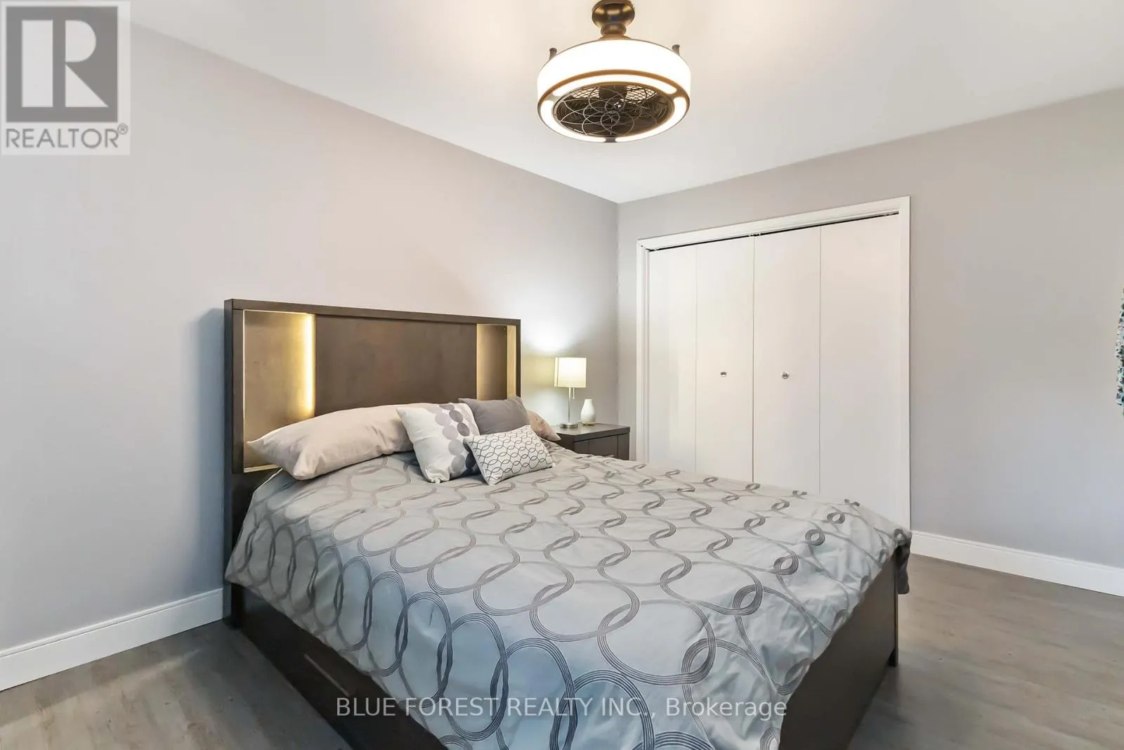31 - 989 NOTRE DAME DRIVE, #31