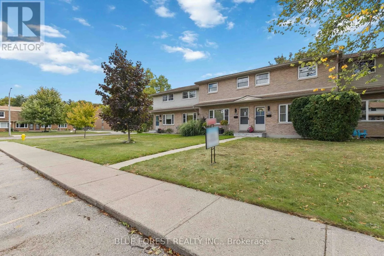 31 - 989 NOTRE DAME DRIVE, #31