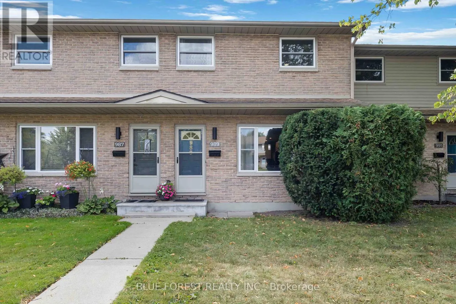 31 - 989 NOTRE DAME DRIVE, #31