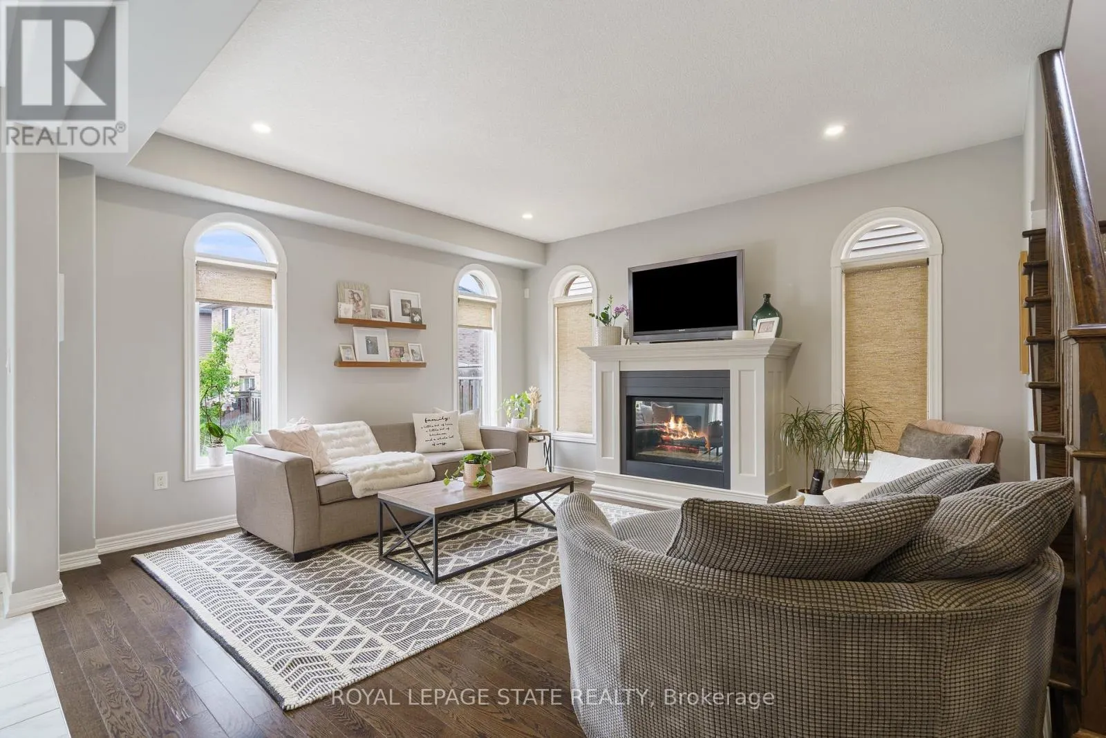 42 CHESTNUT DRIVE