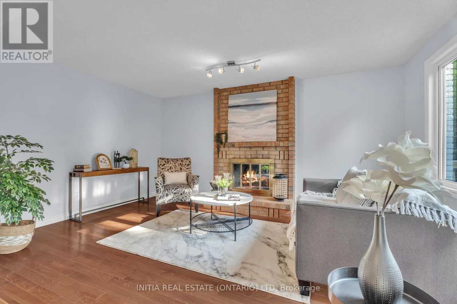 1653 HASTINGS DRIVE