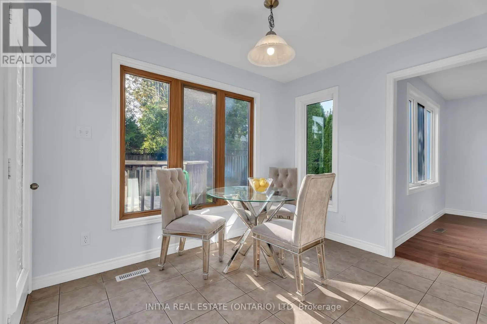 1653 HASTINGS DRIVE