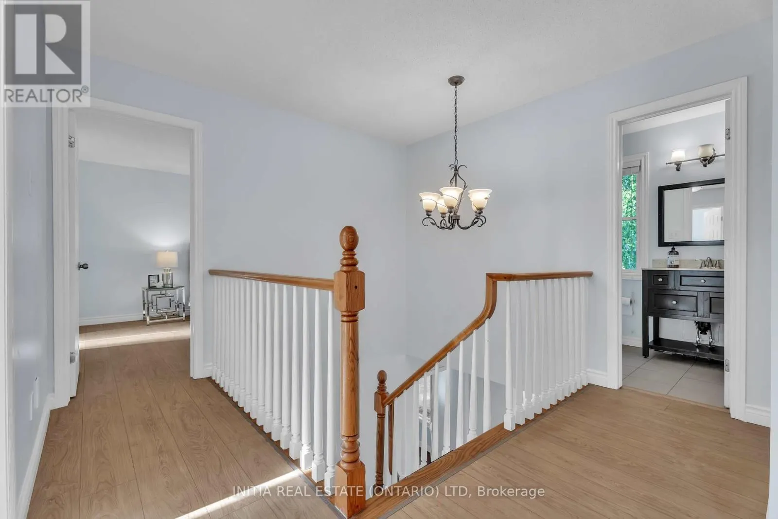 1653 HASTINGS DRIVE