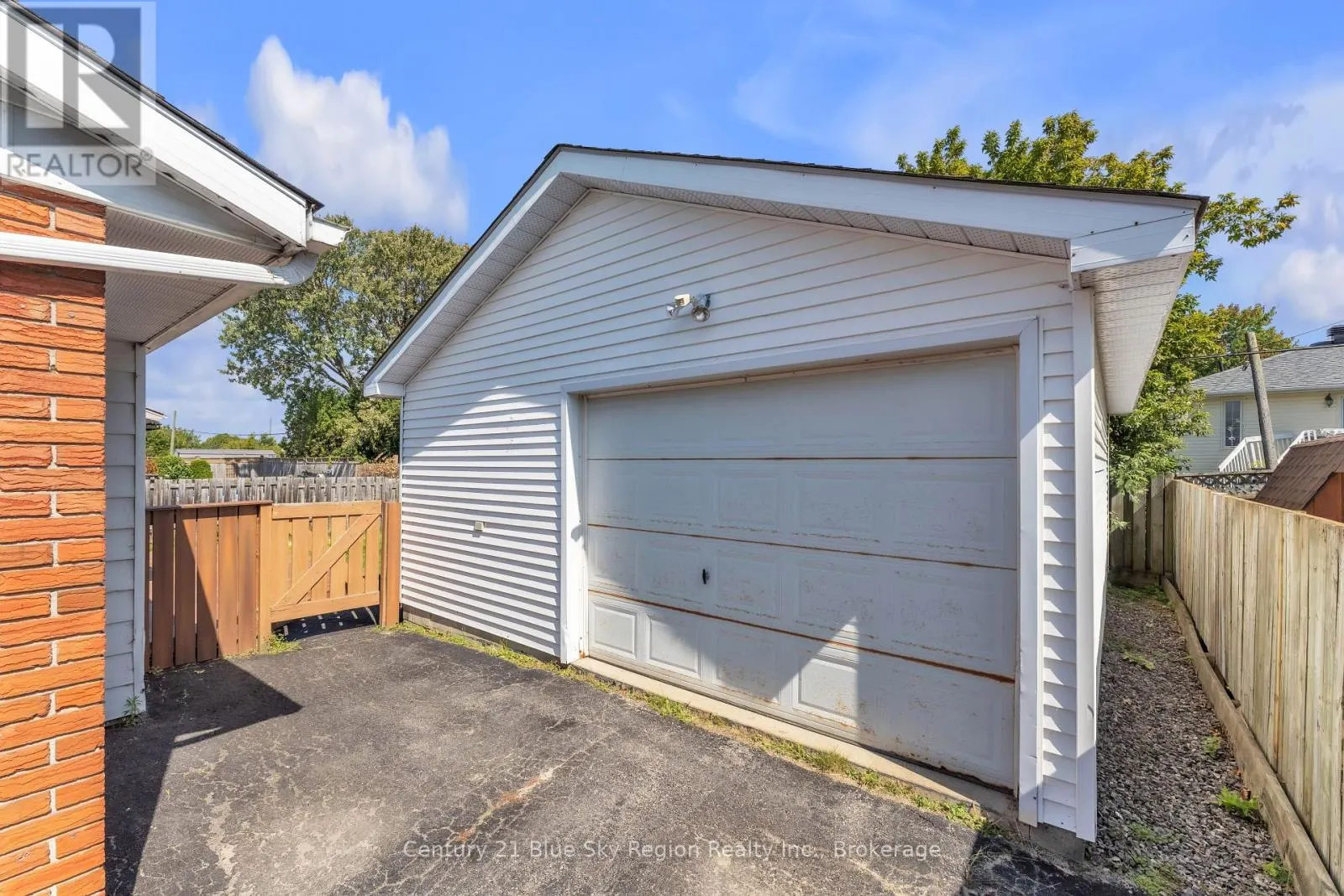 28 FARLEY AVENUE