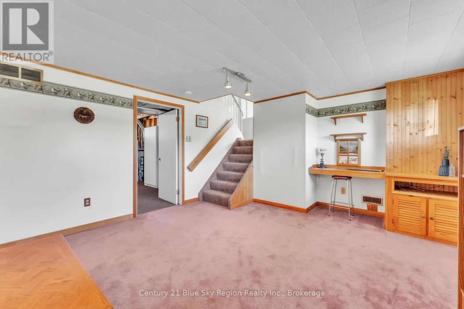 28 FARLEY AVENUE