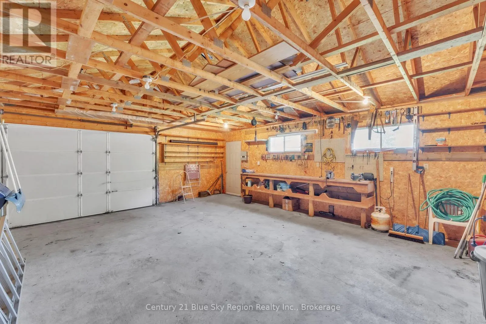 28 FARLEY AVENUE