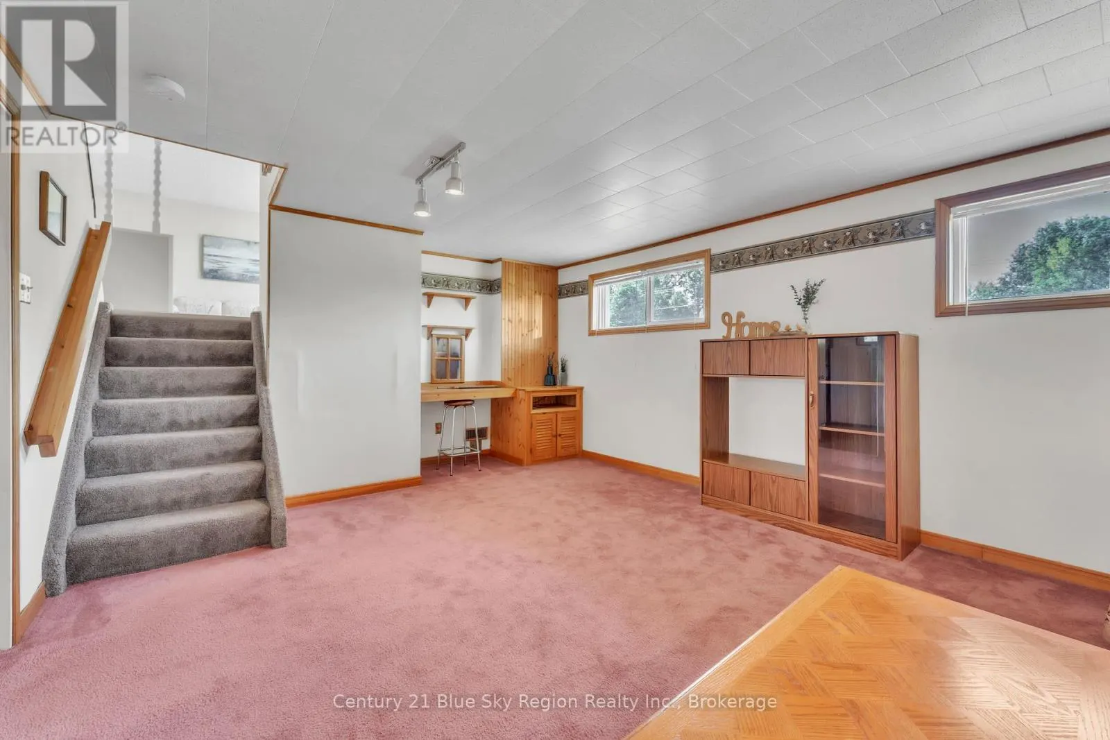 28 FARLEY AVENUE