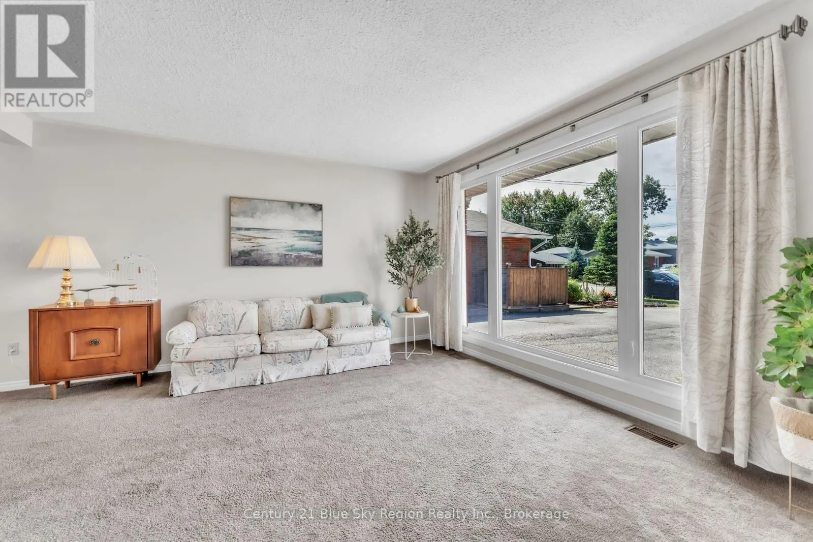 28 FARLEY AVENUE