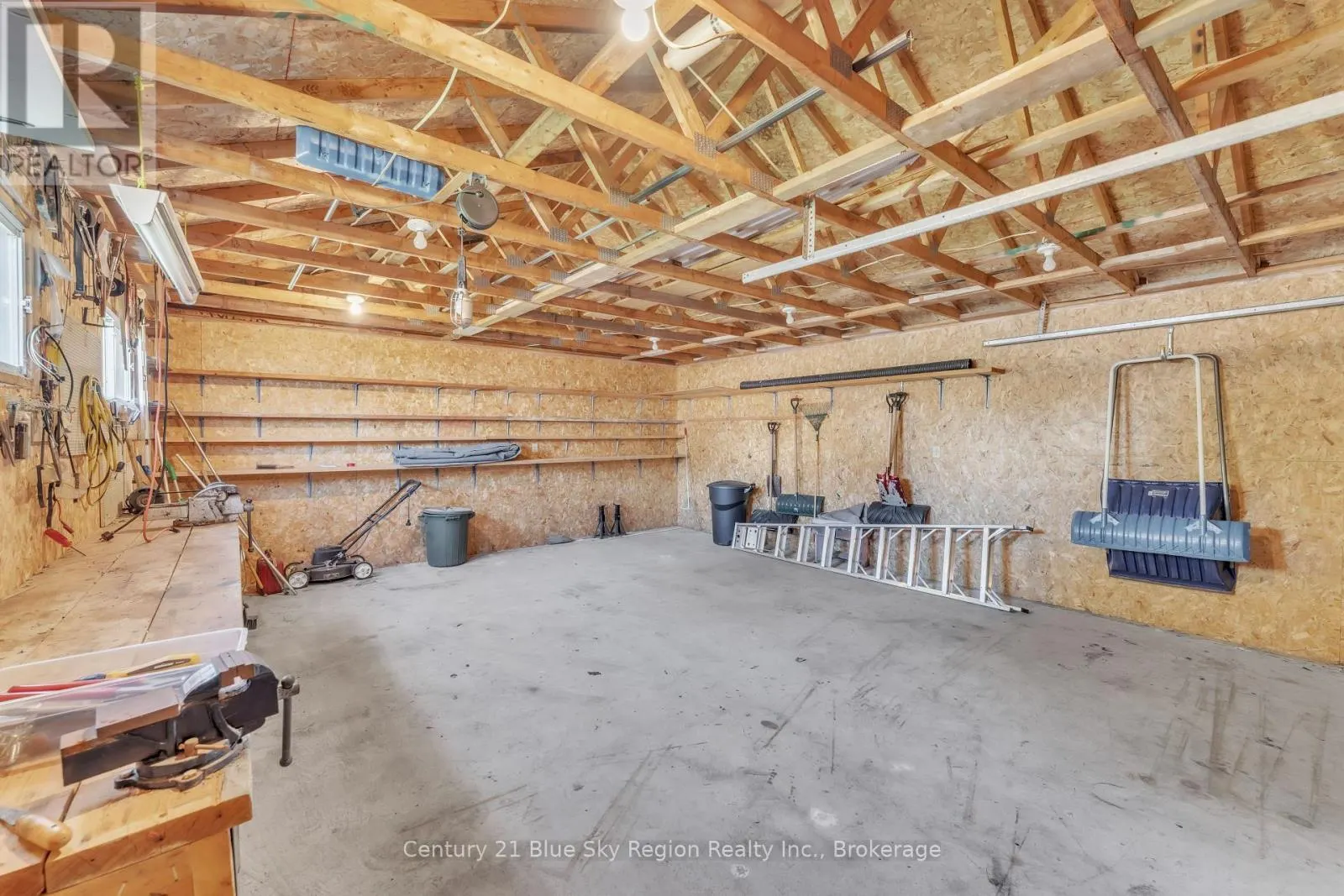 28 FARLEY AVENUE