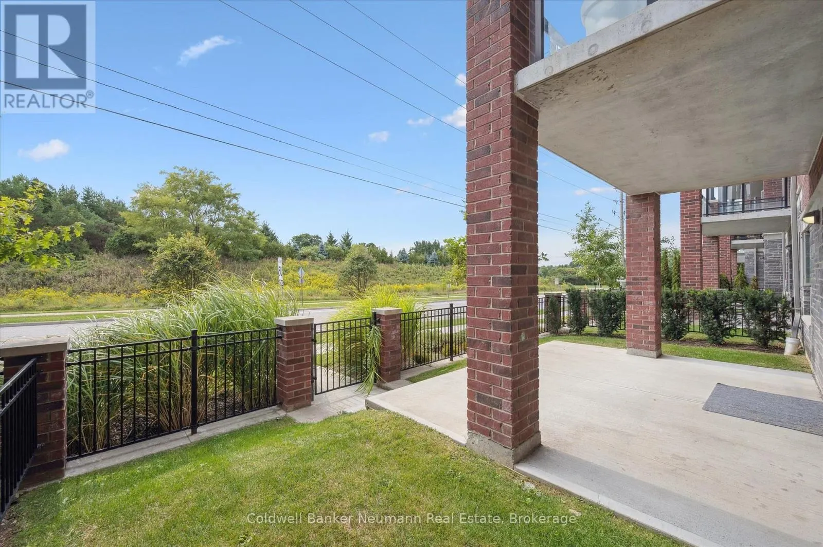 120 - 35 KINGSBURY SQUARE, #120