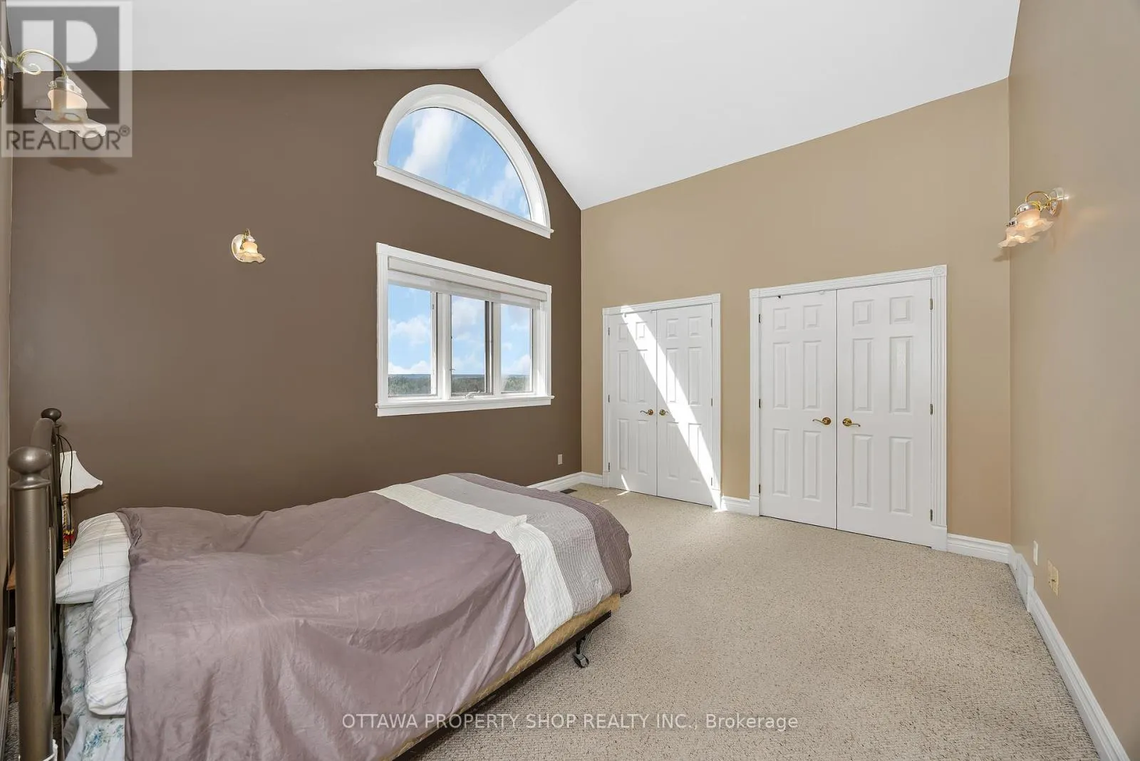 3057-3059 GREENLAND ROAD