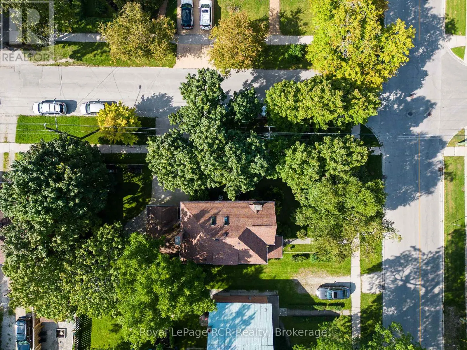 1198 4TH AVENUE W