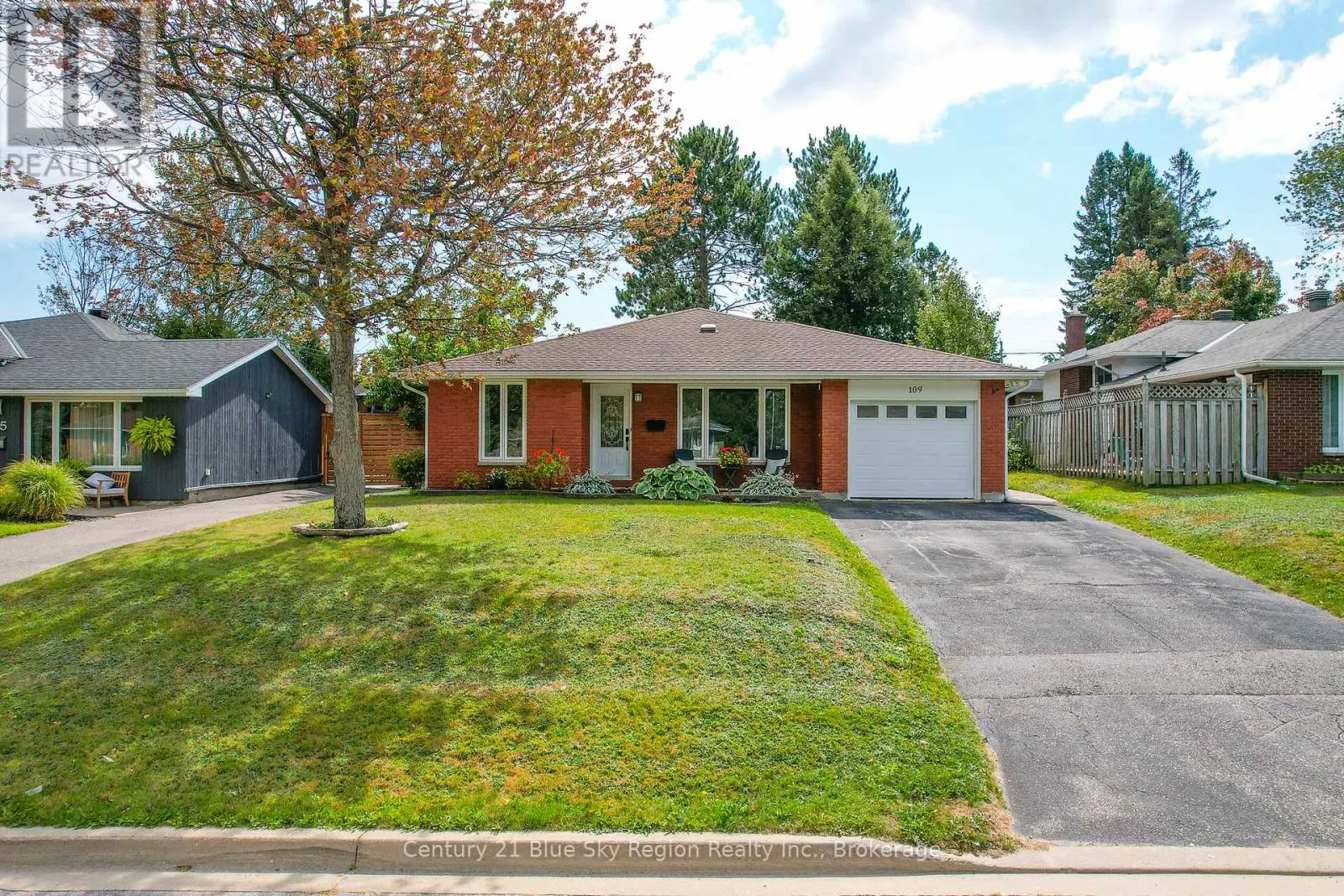 109 MACBETH CRESCENT