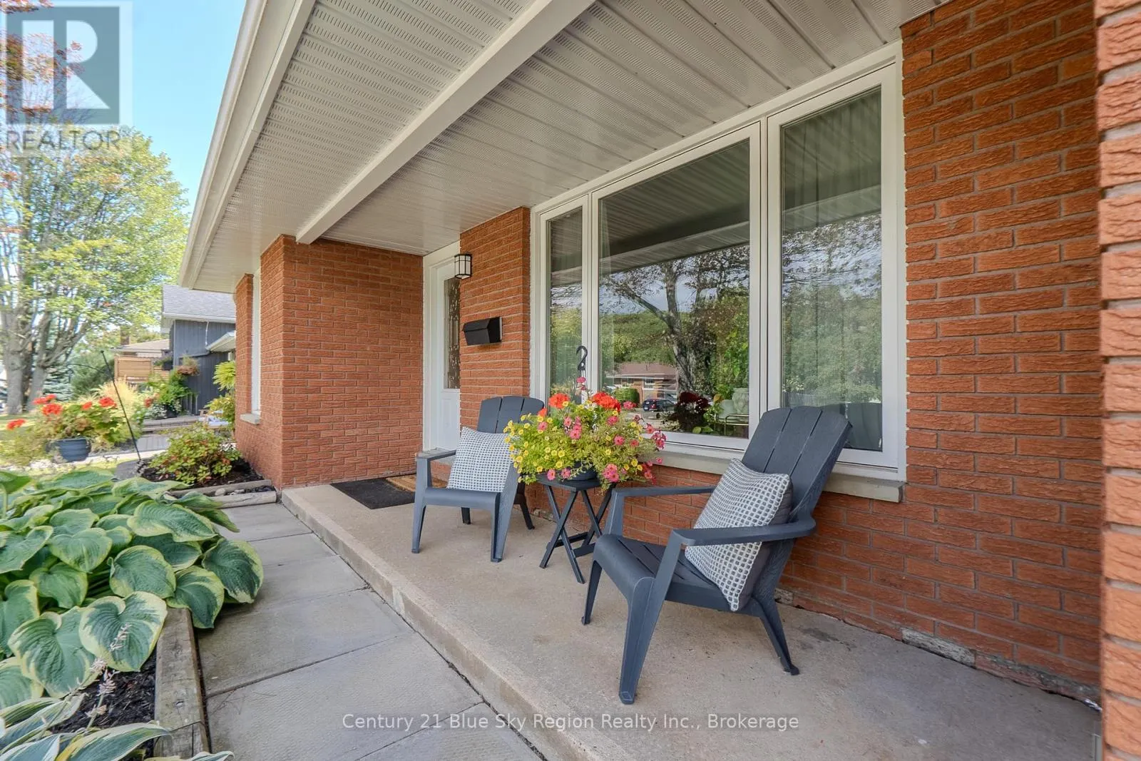 109 MACBETH CRESCENT