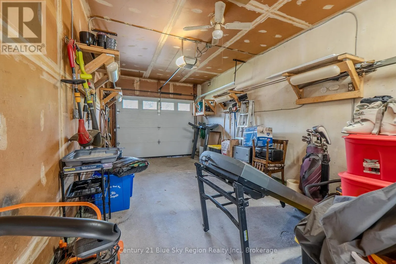 109 MACBETH CRESCENT