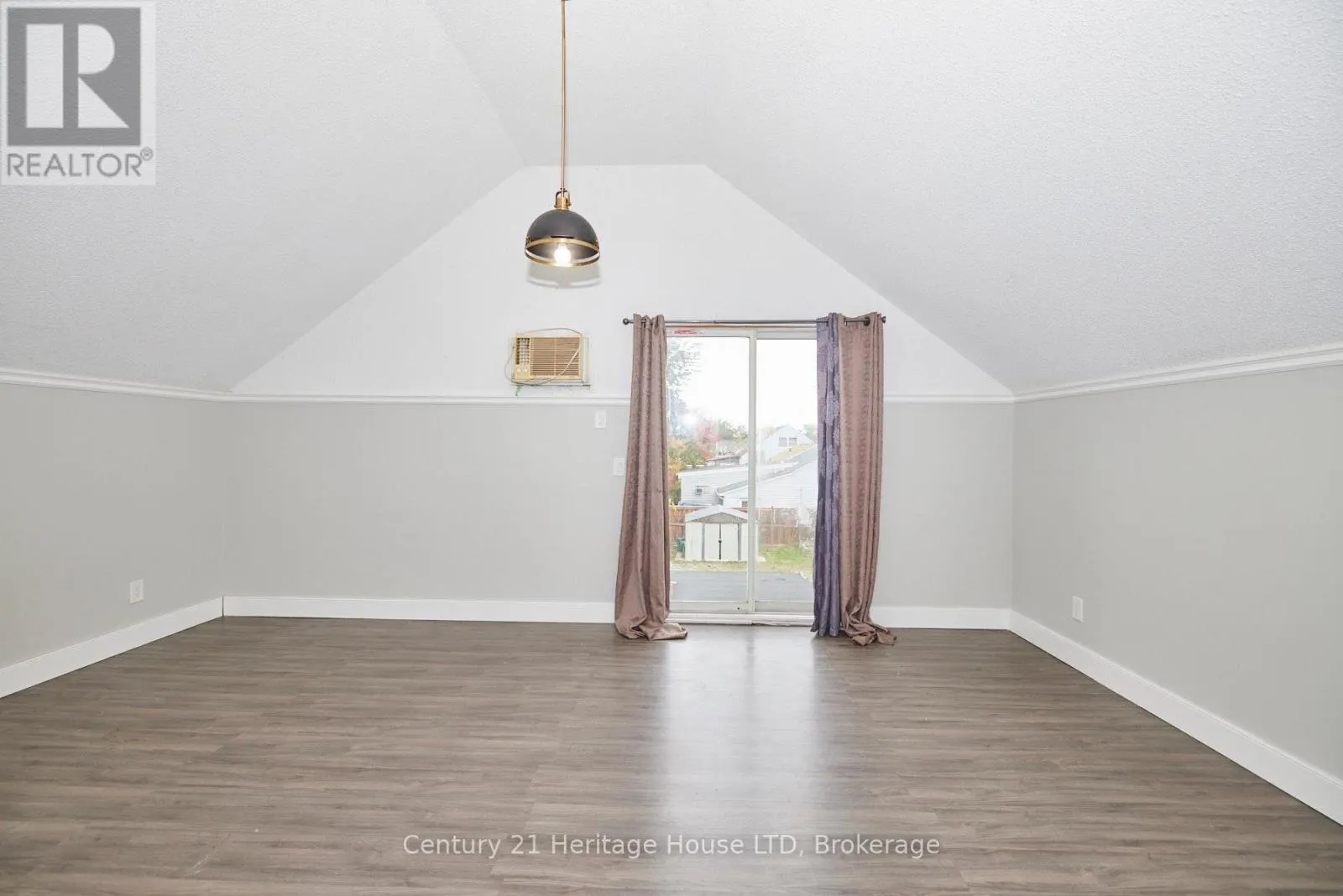 407 WELLAND AVENUE