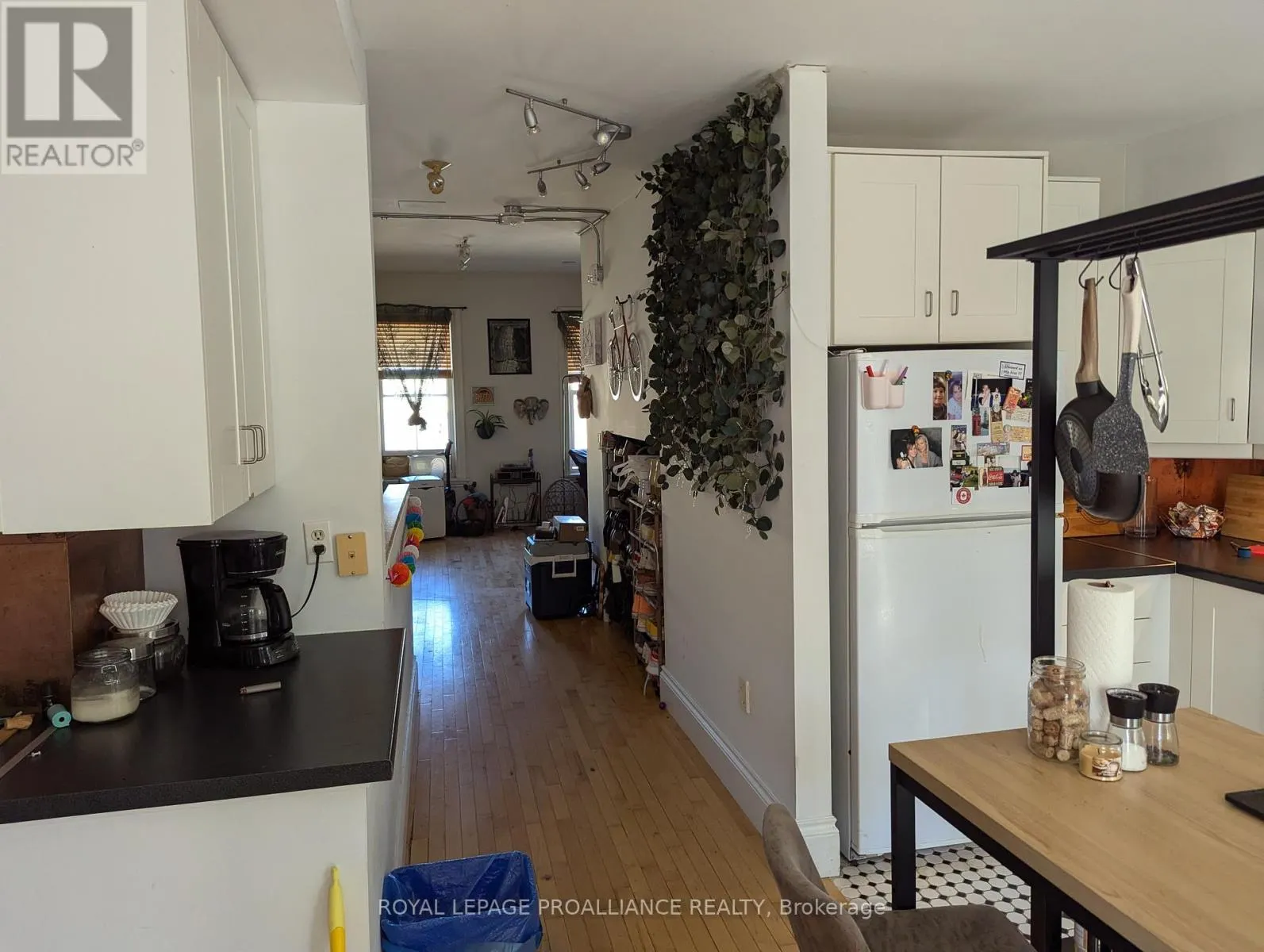 432 GEORGE STREET N