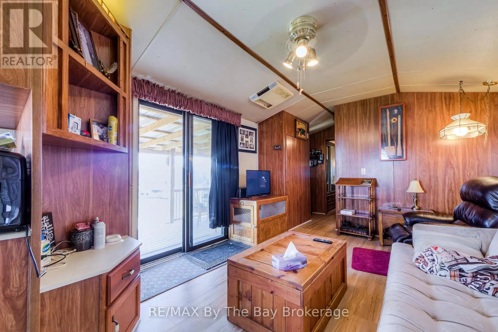 828482 MULMUR NOTTAWASAGA TOWNLINE