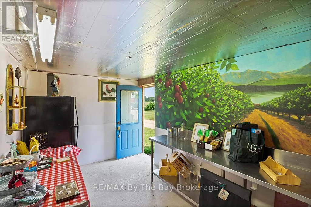 828482 MULMUR NOTTAWASAGA TOWNLINE