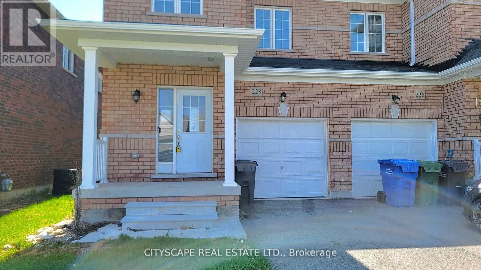 228 RIDLEY CRESCENT