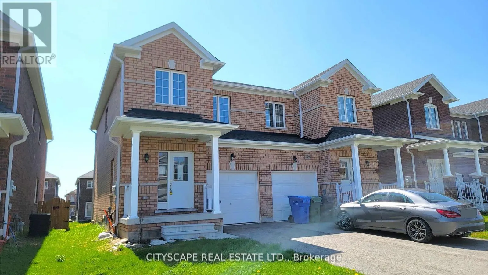 228 RIDLEY CRESCENT