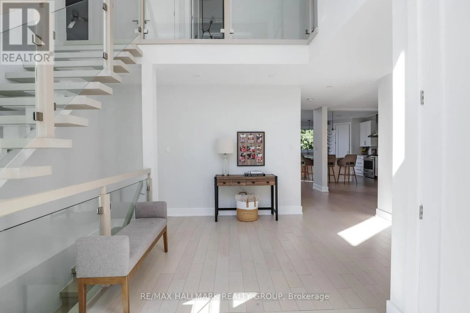 668 MANSFIELD AVENUE