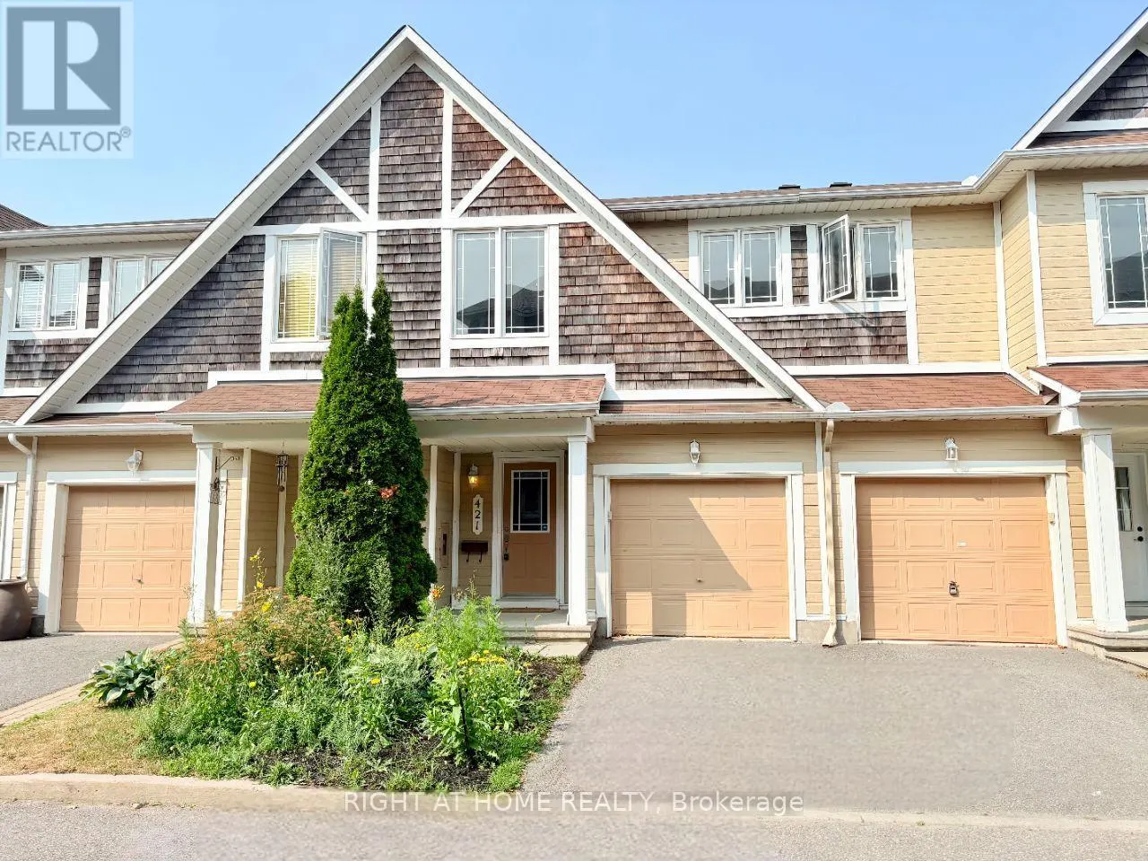 421 HILLSBORO PRIVATE