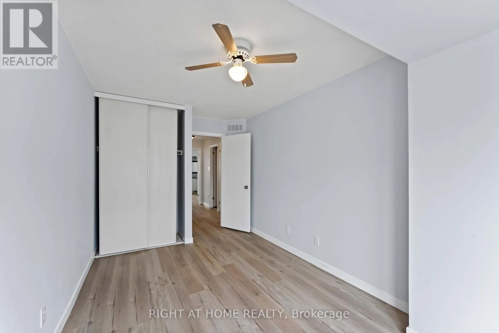 421 HILLSBORO PRIVATE