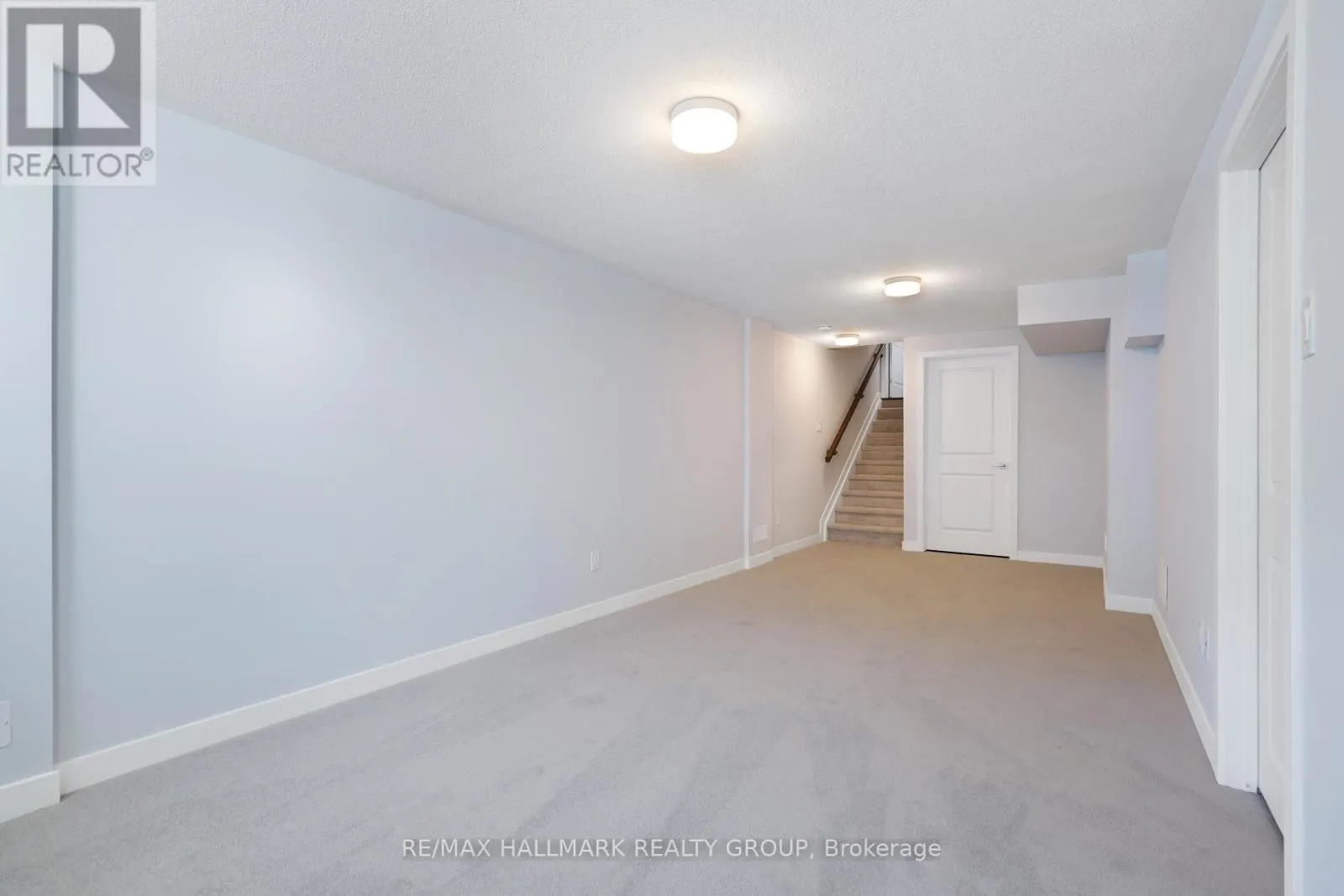 143 YEARLING CIRCLE