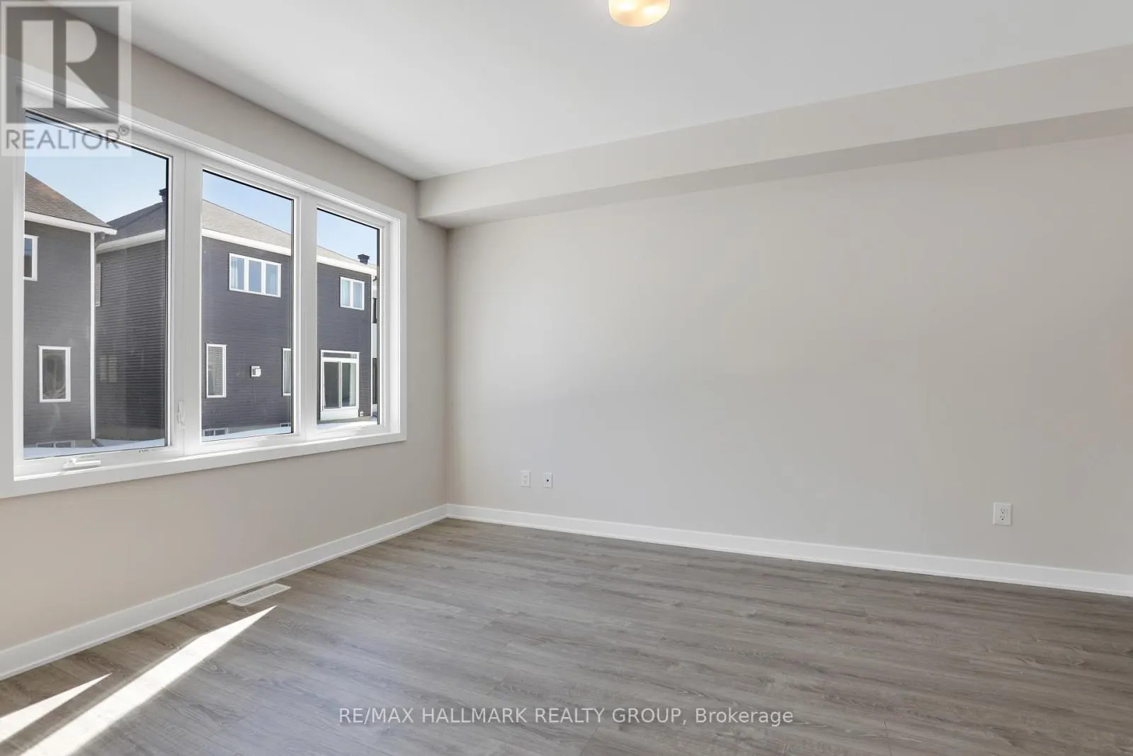 143 YEARLING CIRCLE