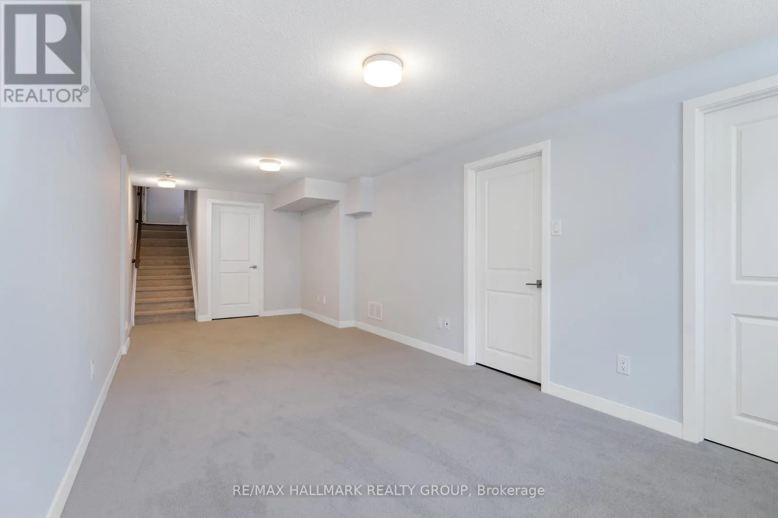 143 YEARLING CIRCLE