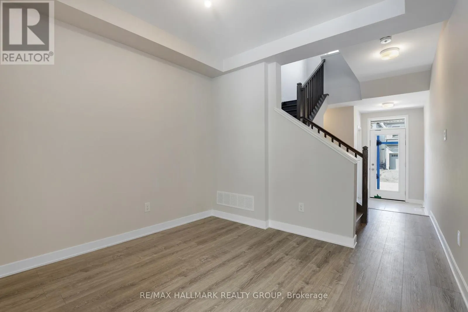 143 YEARLING CIRCLE