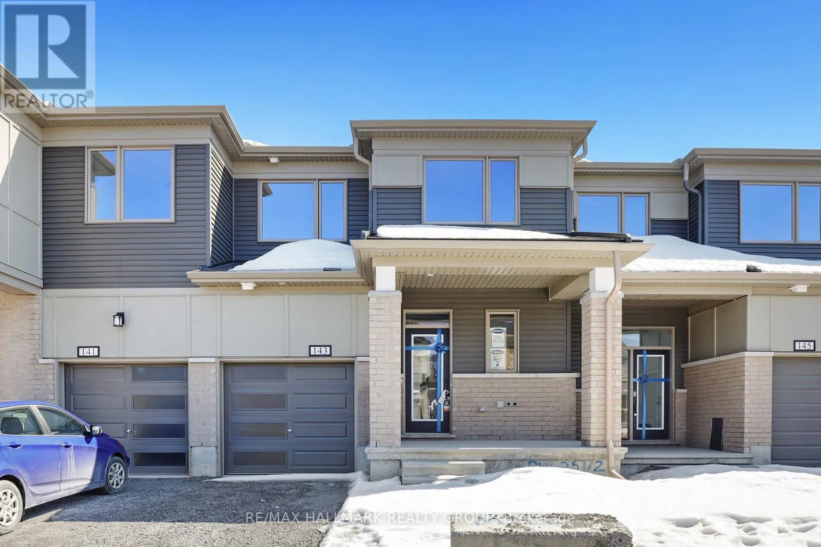 143 YEARLING CIRCLE