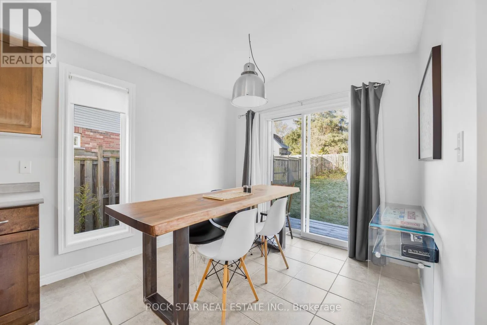 27 TRUESDALE CRESCENT
