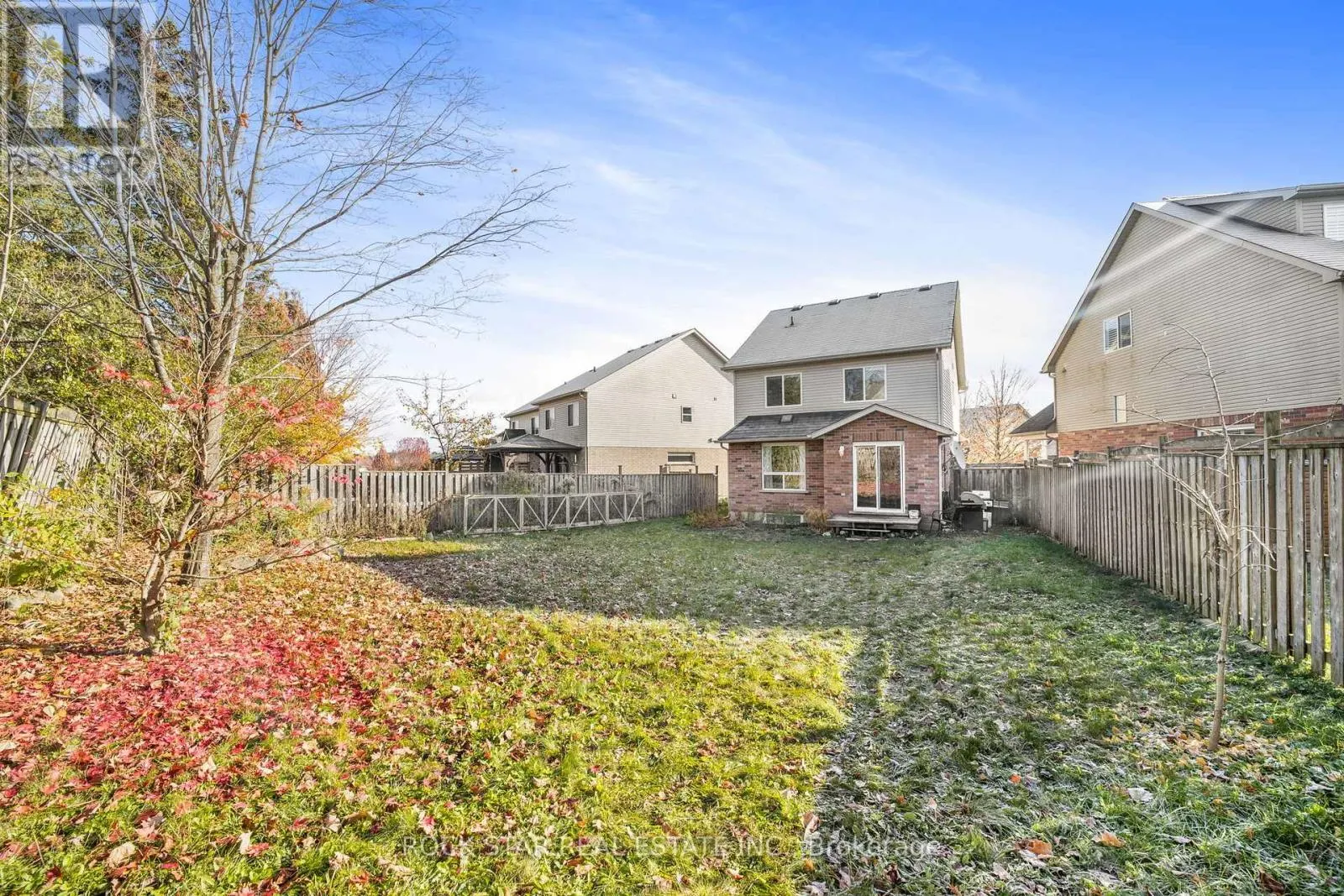 27 TRUESDALE CRESCENT