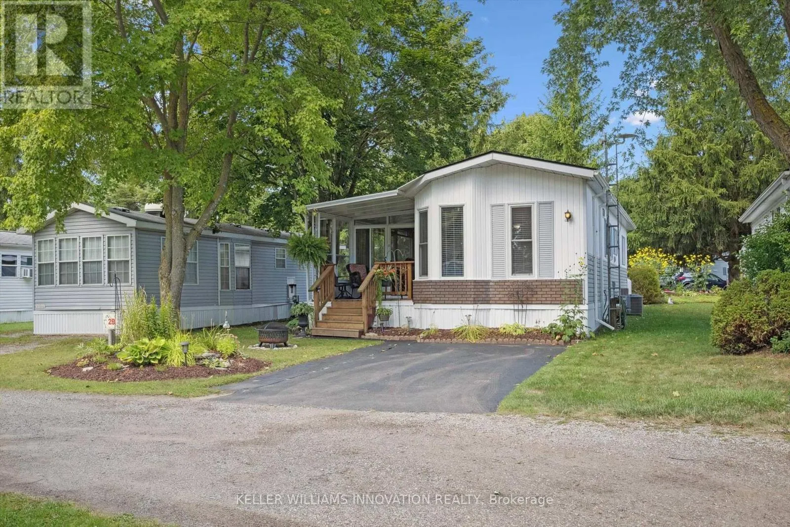 29 - 580 BEAVER CREEK ROAD